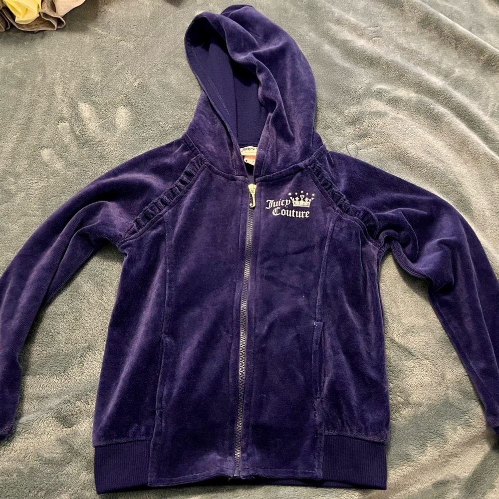 JUICY Couture velour Navy blue size 4T pull up hoodie